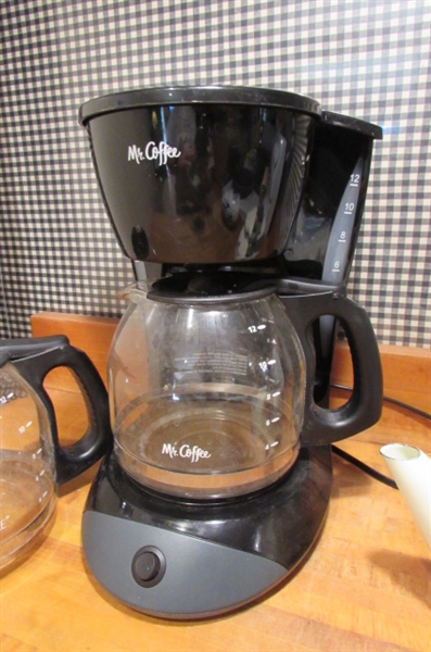 MR. COFFEE 12-CUP COFFEE MAKER, ENAMELED TEA POT