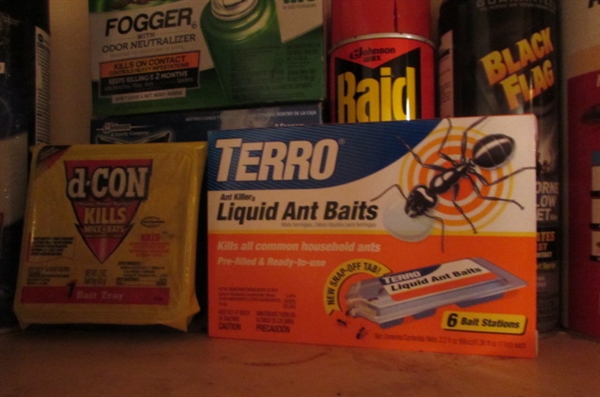 LARGE SELECTION OF BUG REPELLENTS & TRAPS