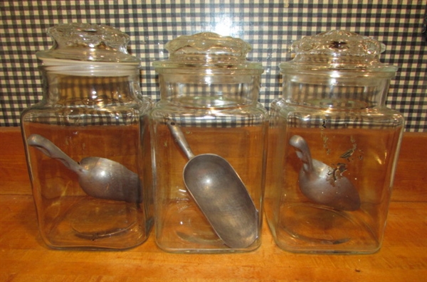GLASS CANISTERS & SYRUP/SALAD DRESSING DISPENSERS