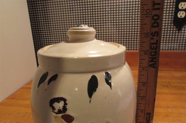 VINTAGE 1940's EARLY MCCOY POTTERY PAINTED DUTCH BOY COOKIE JAR