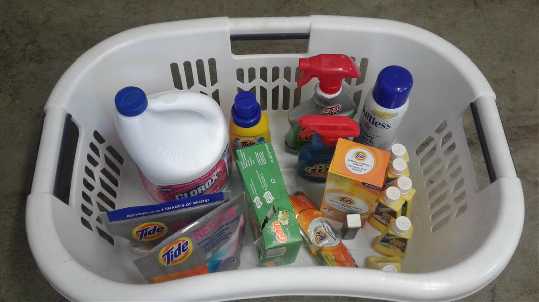 LAUNDRY BASKET WITH SUPPLIES