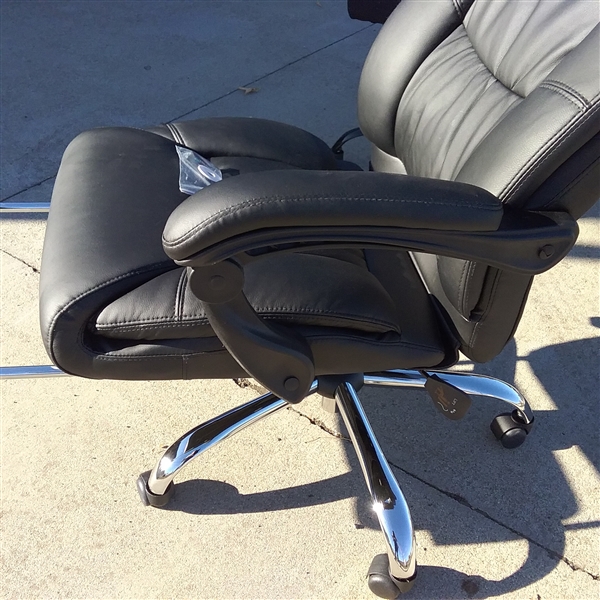 OFFICE CHAIR WITH FOOT REST (MISSING ARM)