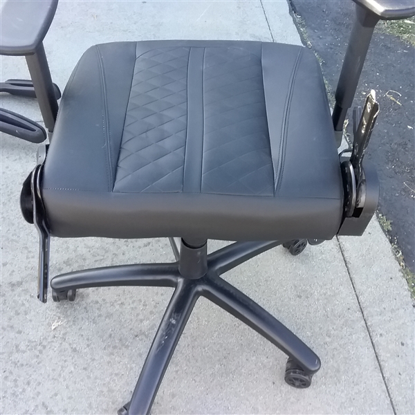 OFFICE CHAIR AND OFFICE CHAIR PARTS