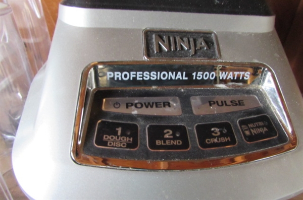PROFESSIONAL NINJA BLENDER - 1500 WATTS *LOCATED AT ESTATE*