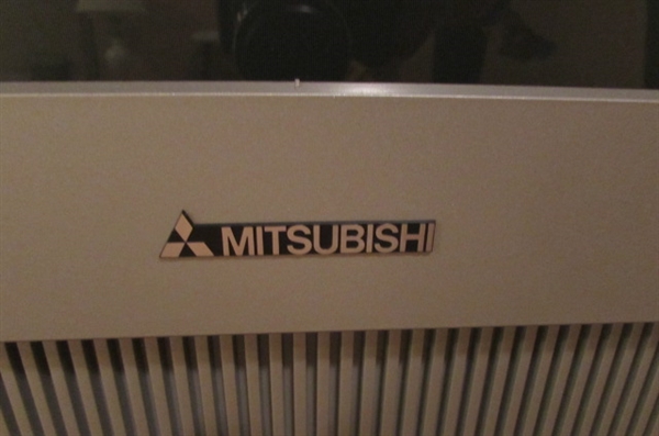 MITSUBISHI 42 TV & SONY DVD PLAYER