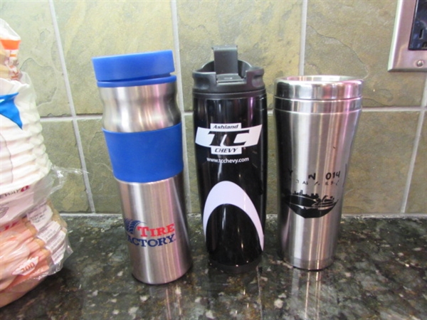 COFFEE MAKER AND CUPS