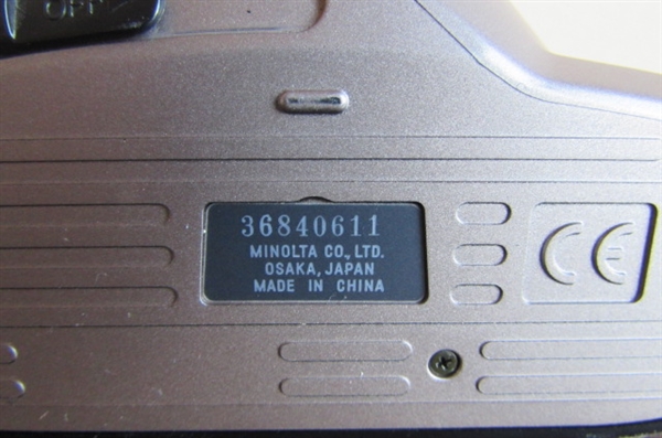 OLYMPUS D-550 DIGITAL CAMERA & MINOLTA 35mm FILM CAMERA