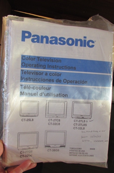 PANASONIC 27 TV & ROKU 2