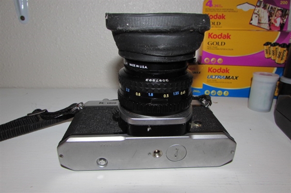 35mm PENTAX K1000 CAMERA WITH ACCESSORIES