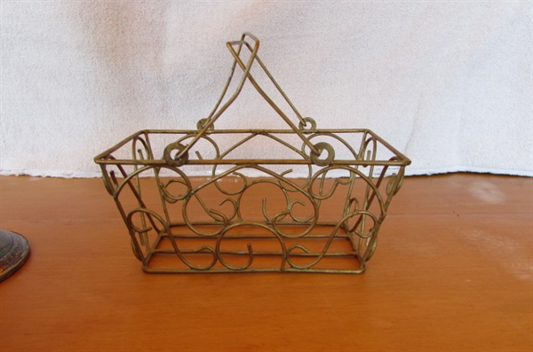 SILVERPLATE VASE & TRIVET. BRASS BELL AND OTHER METAL DECOR