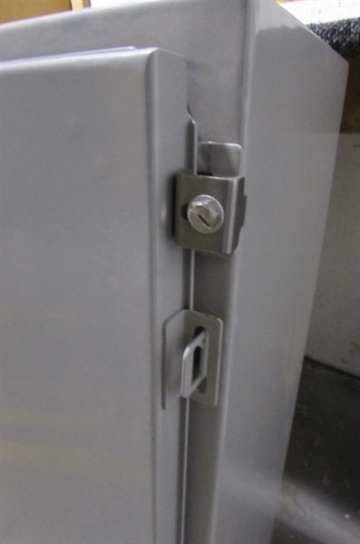 METAL ENCLOSURE WITH EXTERIOR MOUNTING TABS