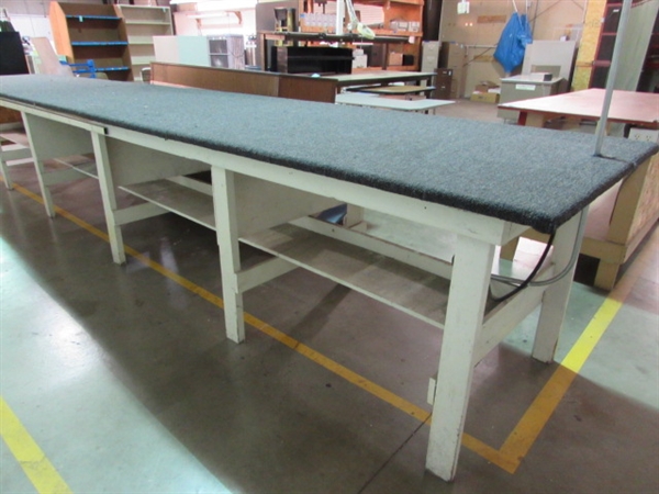 20' CARPETED WORKBENCH/TABLE WITH LOWER SHELF