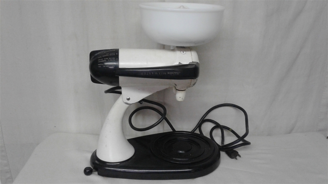 VINTAGE SUNBEAM MIXMASTER STAND MIXER WITH JUICER