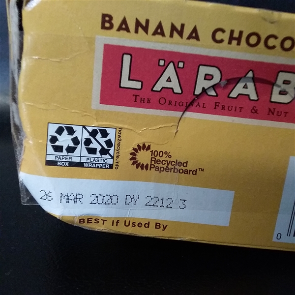 Larabar Gluten Free Bar, Banana Chocolate Chip, 1.6 oz Bars 16 Count