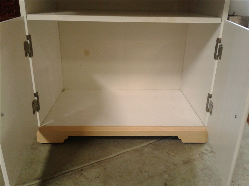 Small Cabinet on Wheels