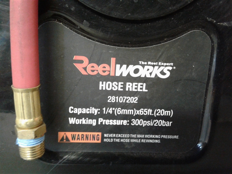 Reelworks Air-Hose-Reel Retractable 1/4 x 65' 300 PSI