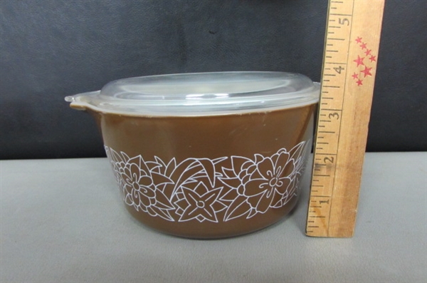 2 SMALL PYREX WOODLAND CASSEROLES WITH LIDS AND SQUARE DISH