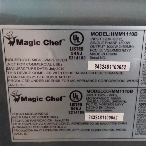 Magic Chef 1.1 cu. ft. Countertop Microwave in Black