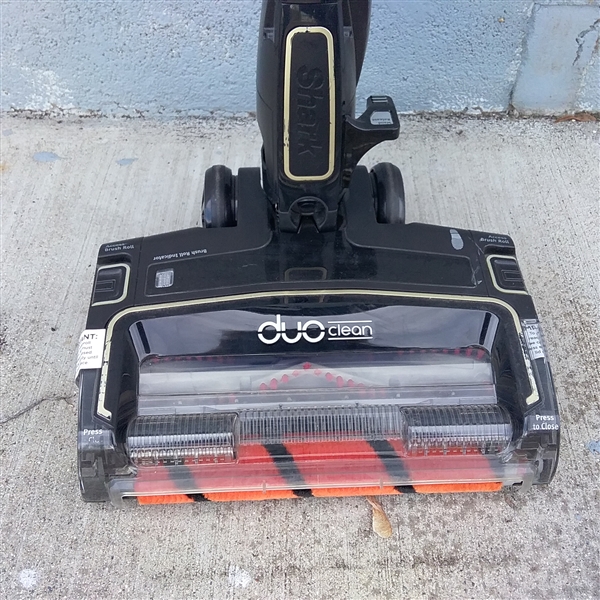 Shark ION X40 Cordless Bagless Ultra-Light Stick Vacuum Cleaner