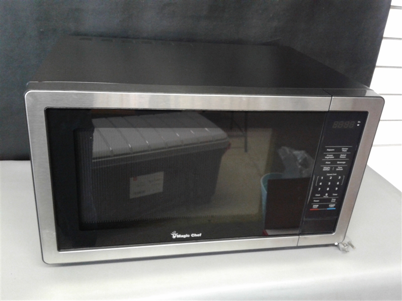 Magic Chef 1.1 cu. ft. Countertop Microwave in Stainless Steel with Gray Cavity