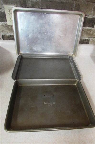 BAKEWARE FOR COOKIES, BREAD, CAKES & MORE
