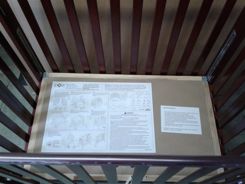 Portable Crib, Mattress, and Sheets