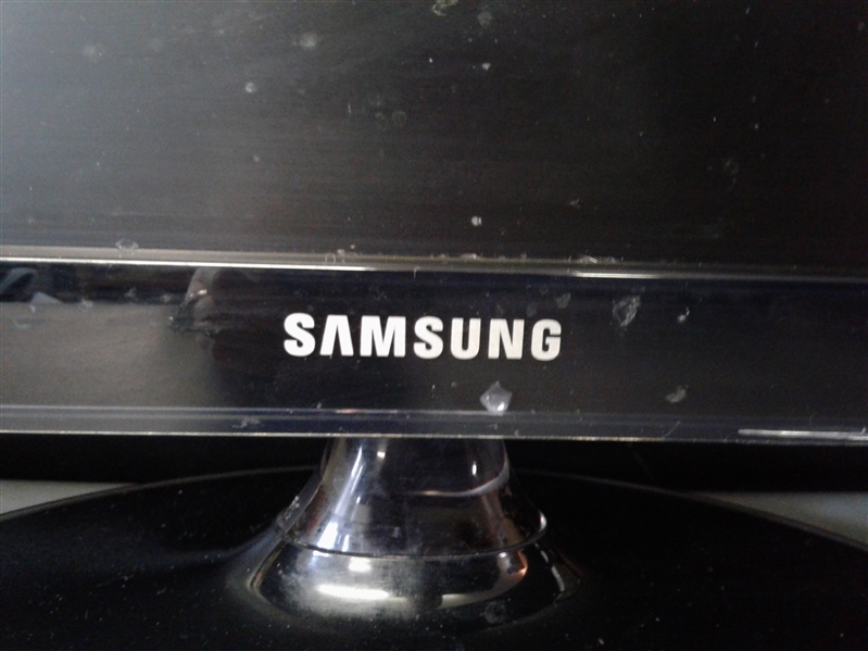 Samsung Computer Monitor 23