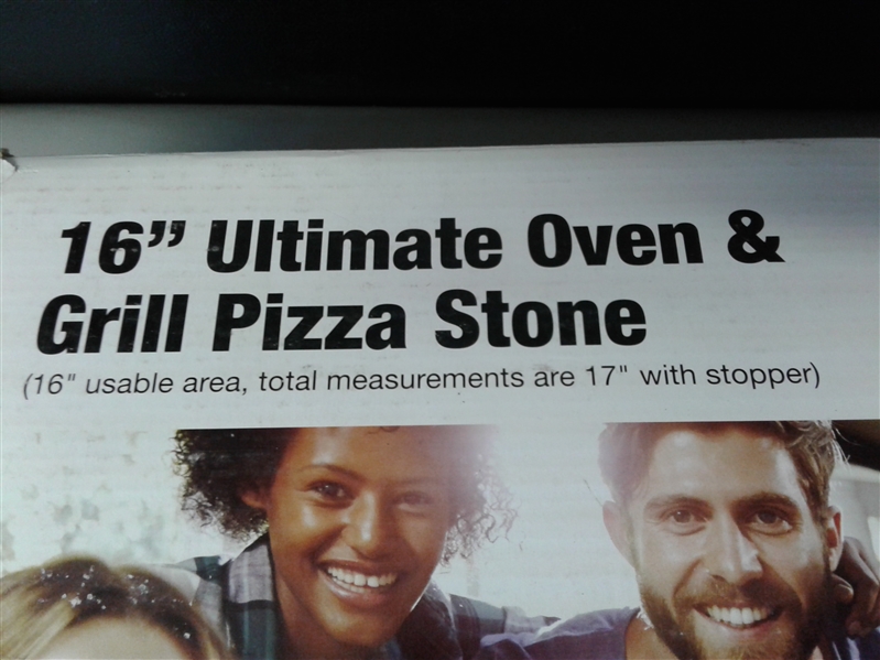 16 Ultimate Oven & Grill Pizza Stone *Broken*