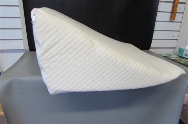  Bed Wedge Pillow