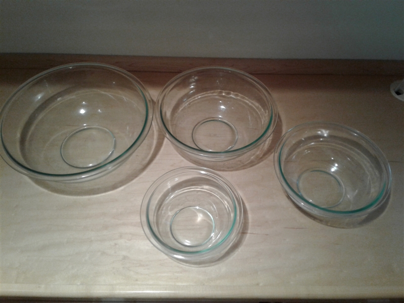 Pyrex and Anchor Bowls & Ovenware