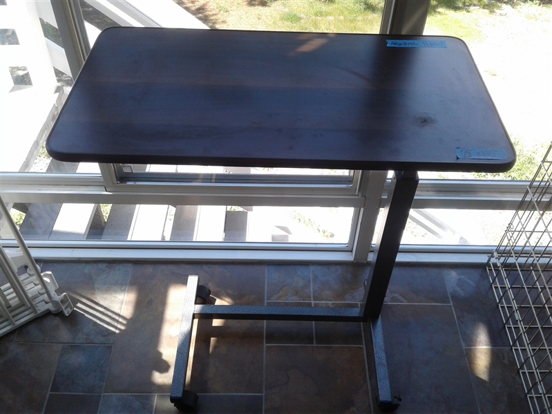 Adjustable Rolling Desk/Tray
