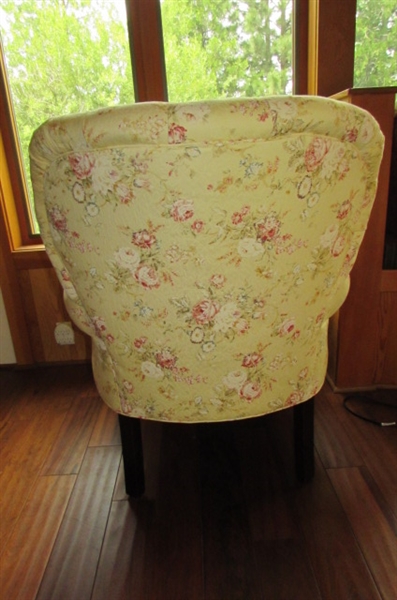 Vintage Floral Yellow Accent Chair W/Diamond Tufted Back