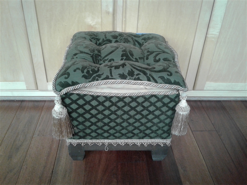 Green & Gold Tufted Ottoman