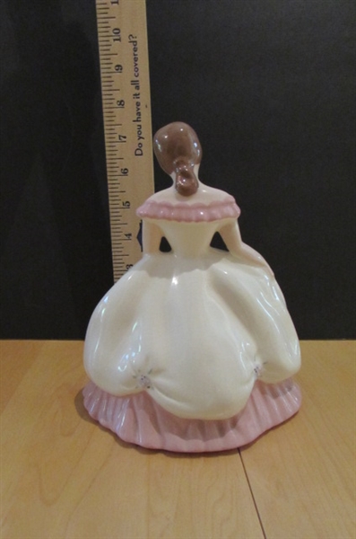 Elegant Lady Figurine and Vase Lot