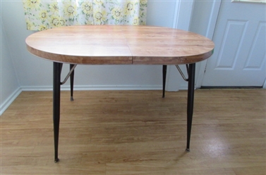 SMALL KITCHEN TABLE