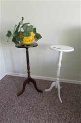2 WOODEN PLANT STANDS W/HOUSEPLANT IN CERAMIC POT