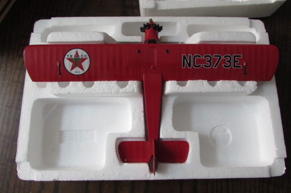 DIE CAST COLLECTIBLE 1929 CURTISS ROBIN AIRPLANE BANK