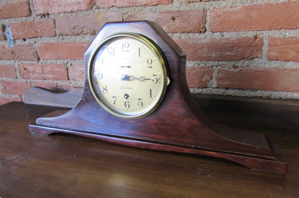 ANTIQUE SESSIONS 8-DAY MANTLE CLOCK