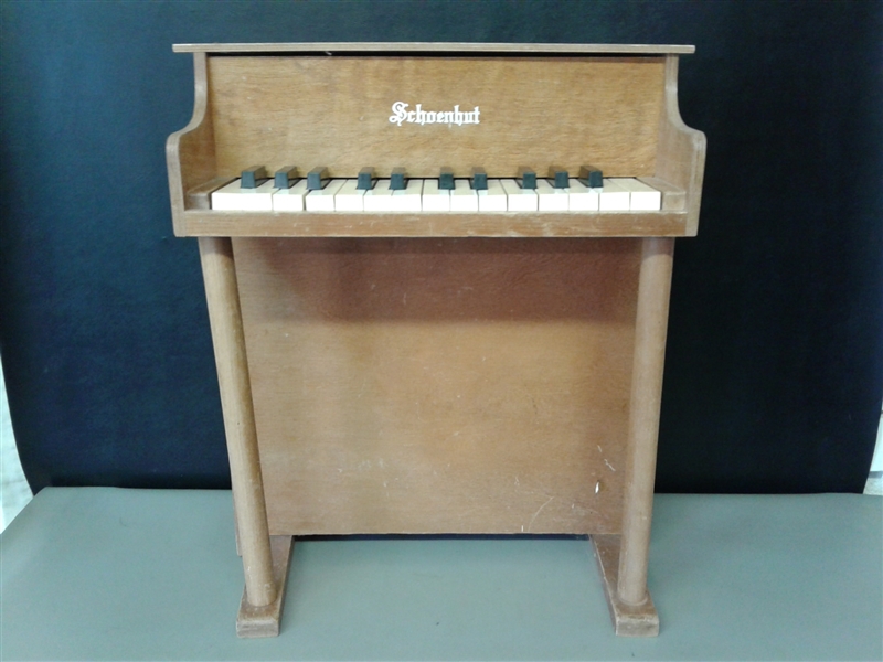 Mini Childs Schoenhut Piano
