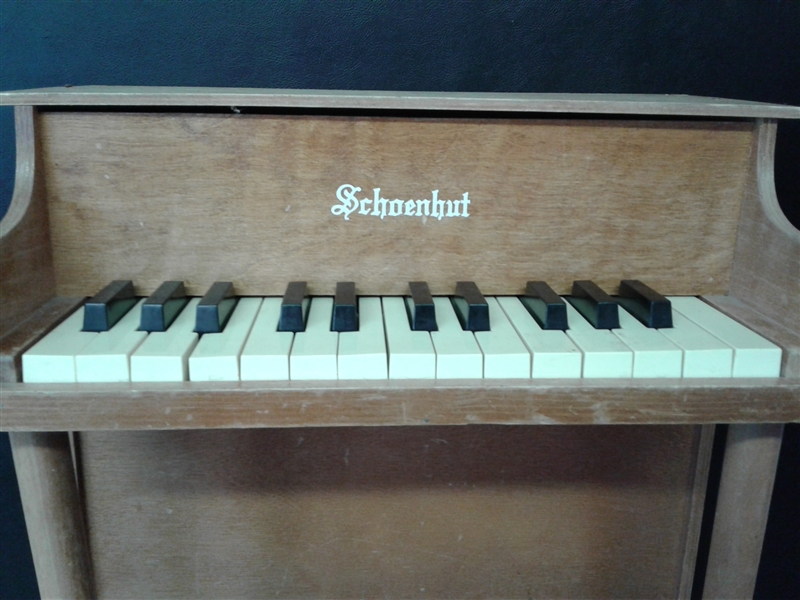 Mini Childs Schoenhut Piano