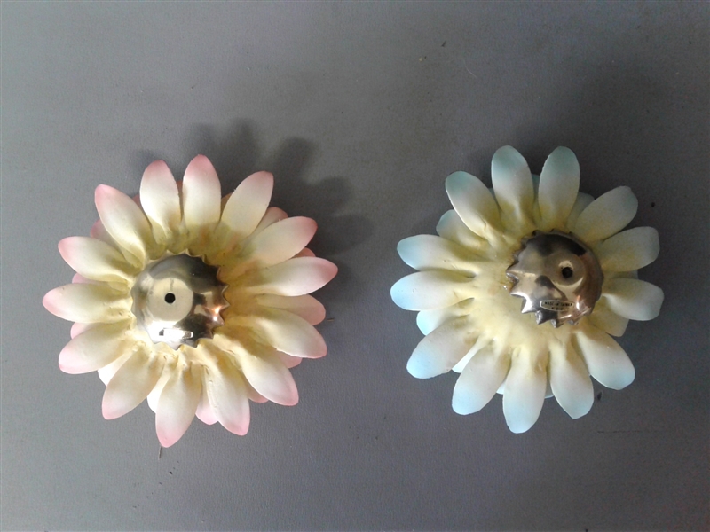 Porcelain Mum Flowers- 6 Ct