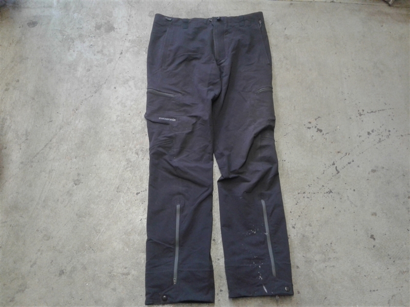 Men's Patagonia Pants size 35