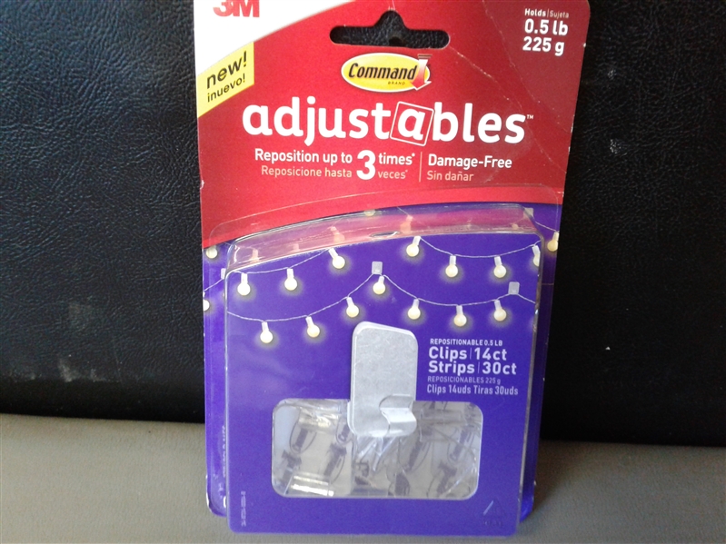  Command Adjustables Repositionable 0.5 lb Hooks, Clear, 14 Hooks, 30 Strips