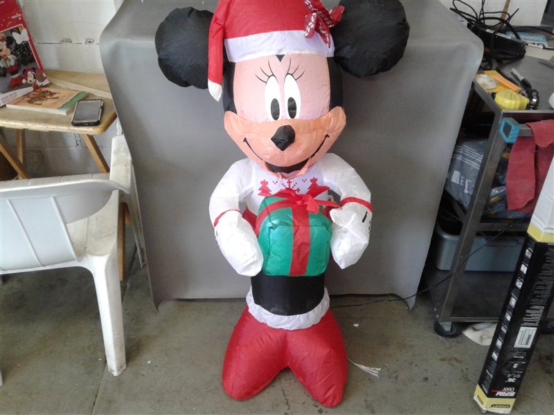 Disney Minnie Mouse Airblown Inflatable 3.5'