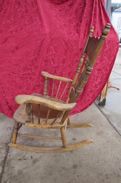 2 VINTAGE/ANTIQUE WOODEN ROCKING CHAIRS