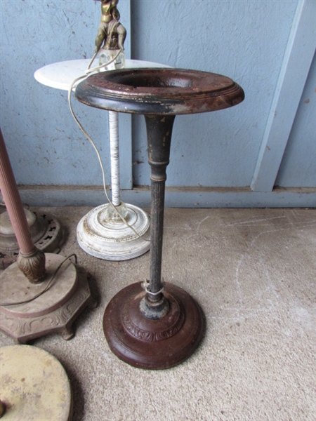 LOT OF OLD LAMPS FOR PARTS & AN ASHTRAY