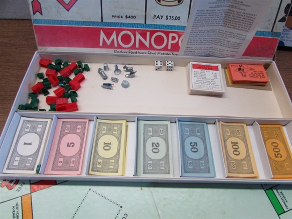 BACKGAMMON, MONOPOLY, SCRABBLE & OTHER GAMES