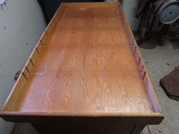 WOOD WORK TABLE WITH REVERSIBLE TOP