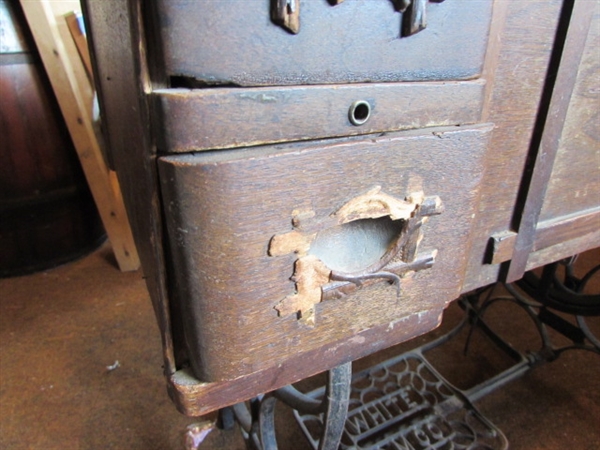 VINTAGE WHITE TREADLE SEWING MACHINE IN CABINET