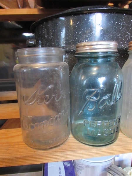 CANNING JARS & CANNER